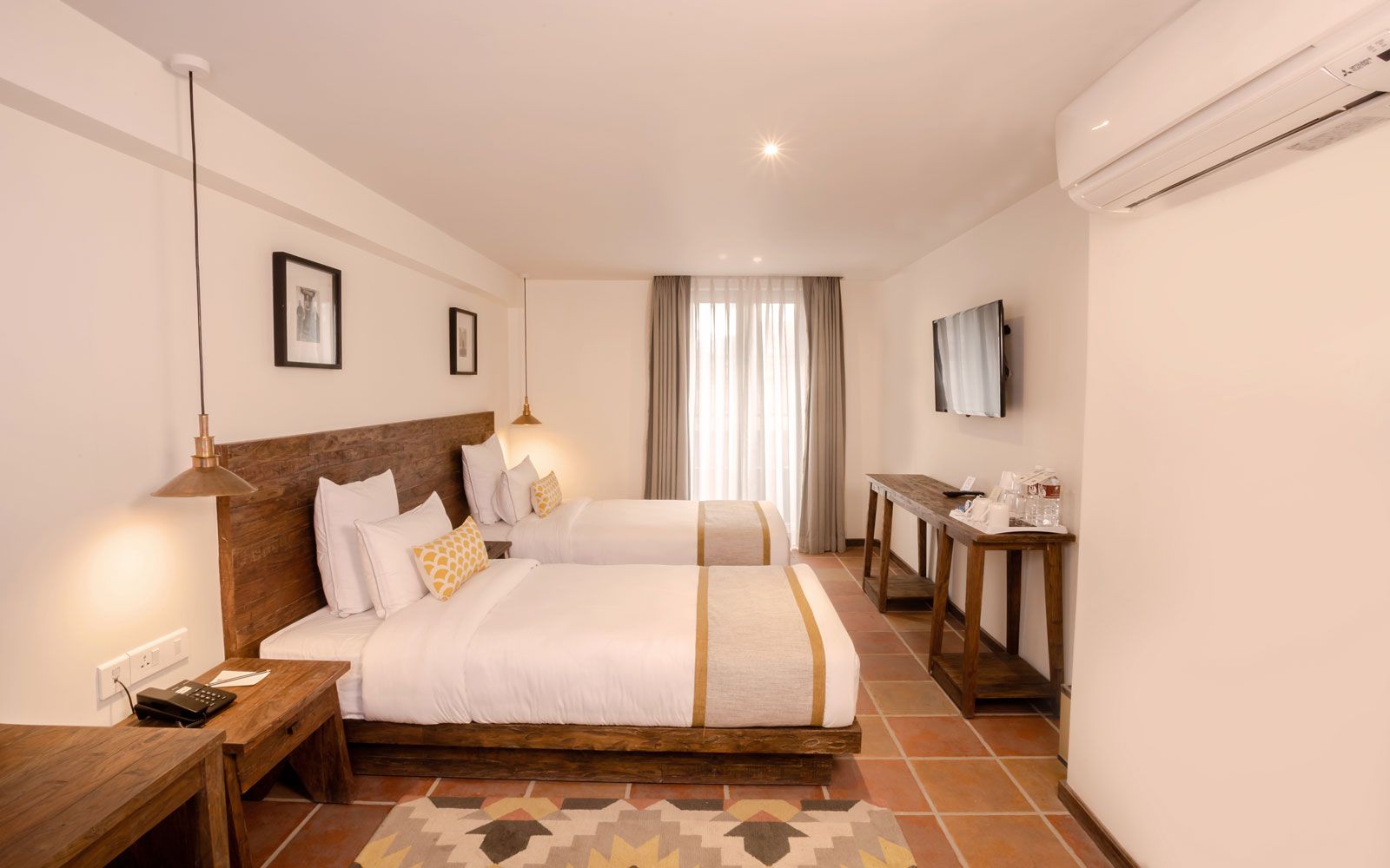 Hotel Roadhouse Deluxe Room